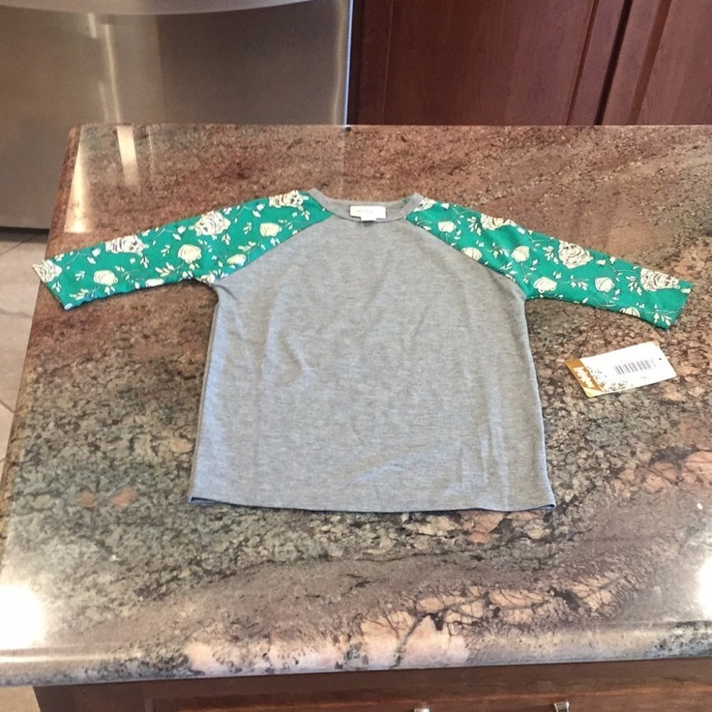 4‎ LuLaRoe Sloan Tee DD12 3460